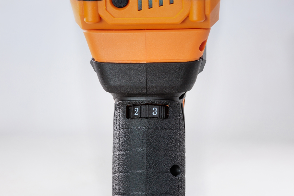 69147ec08baee29d8b75d036