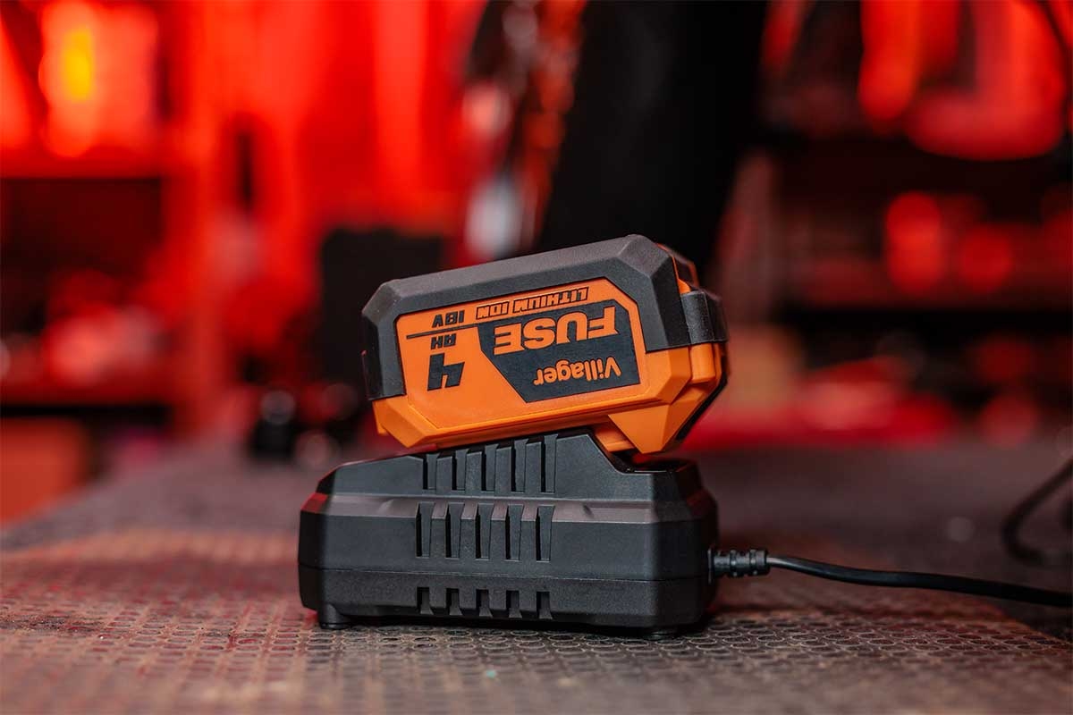 69147fd18baee29d8b773051