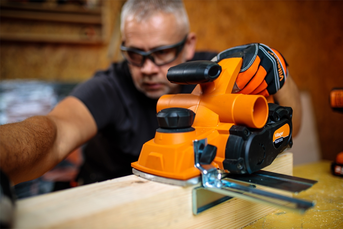 691480308baee29d8b777b77