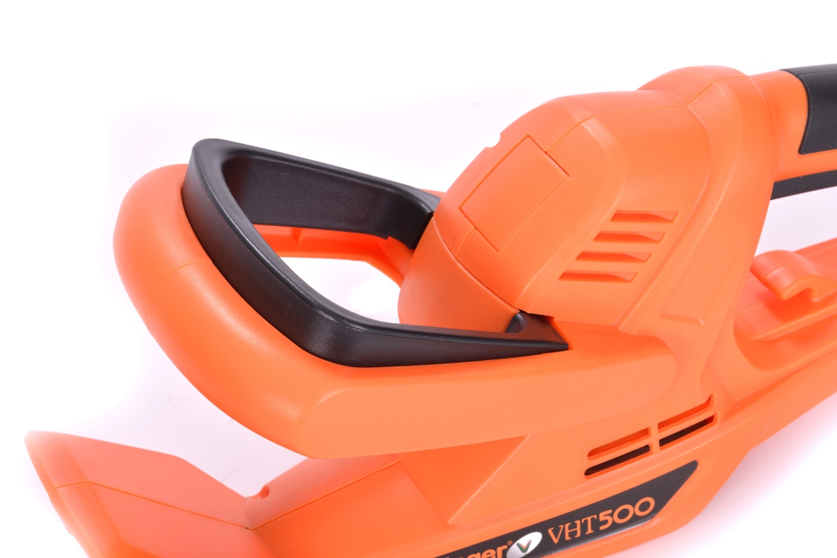 691480598baee29d8b779dc4