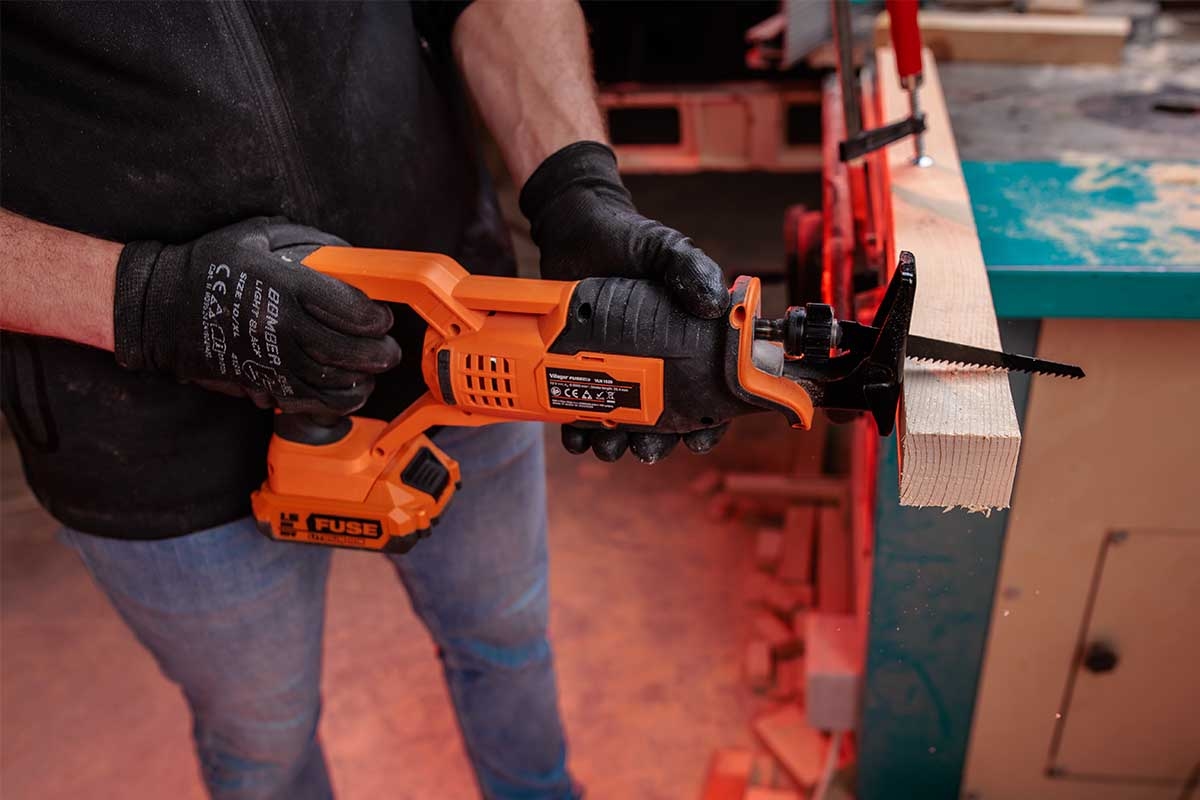 6914811c8baee29d8b783089