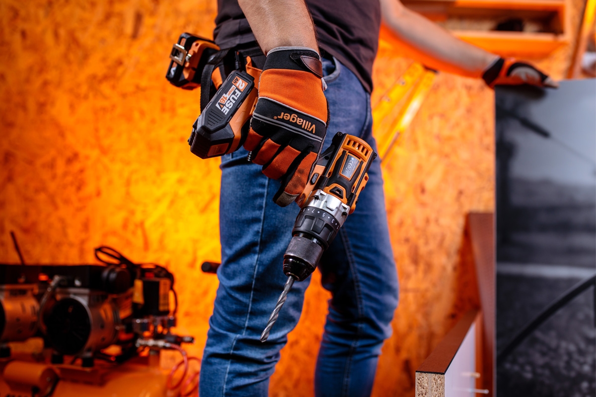 6914812e8baee29d8b783c76