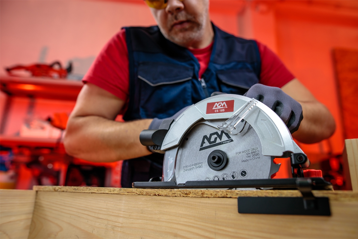 6914821d8baee29d8b7925d6