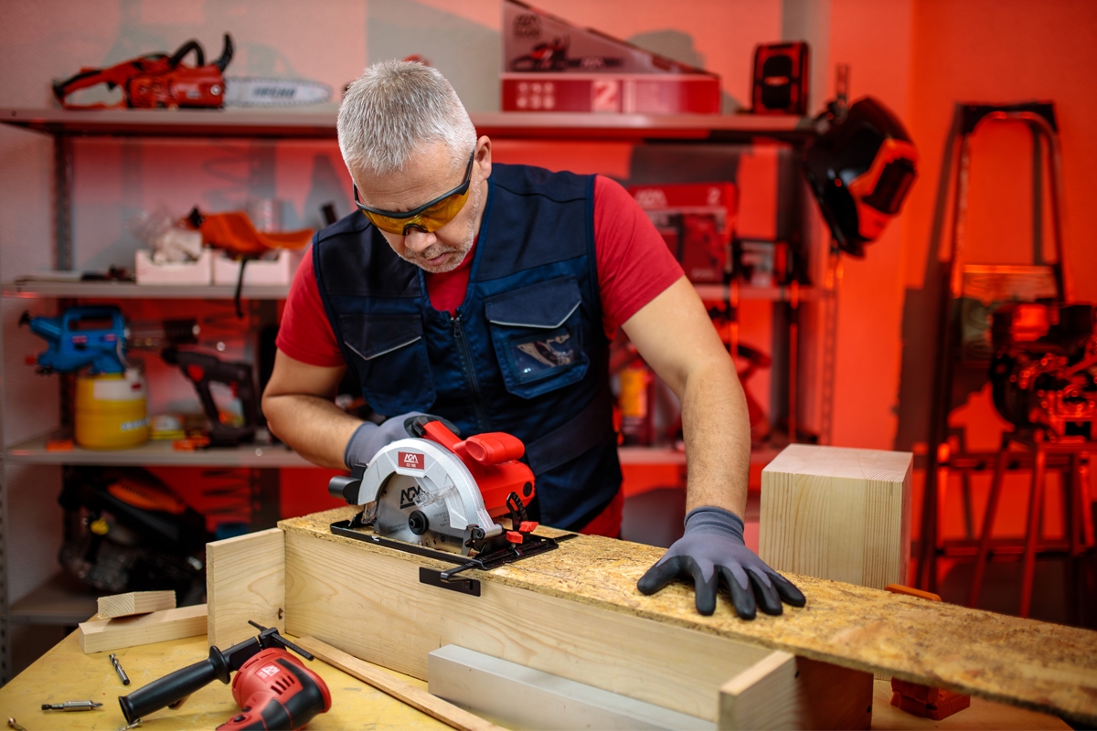 6914821e8baee29d8b7925e0