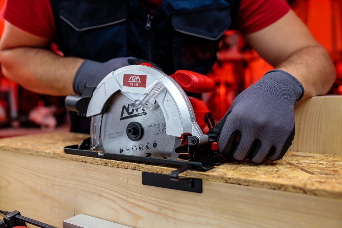 6914821e8baee29d8b7925f1