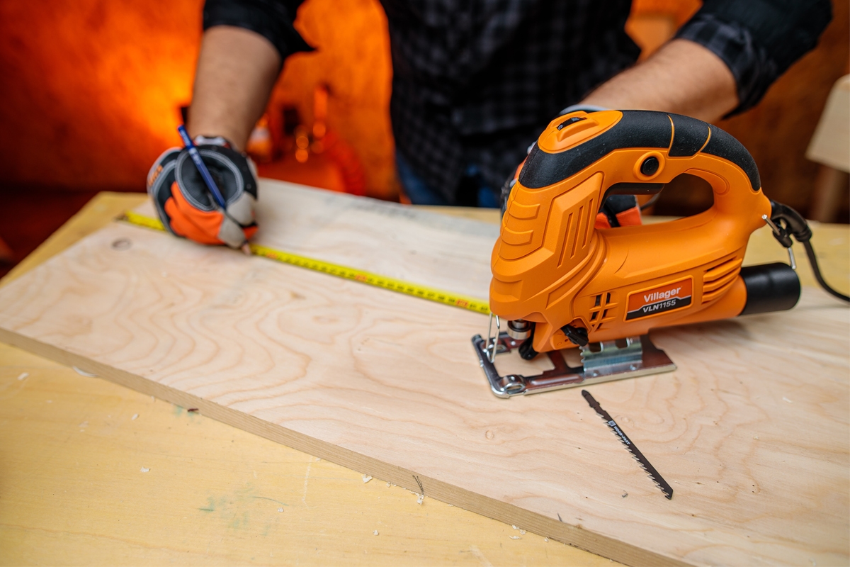 69147fe78baee29d8b774359