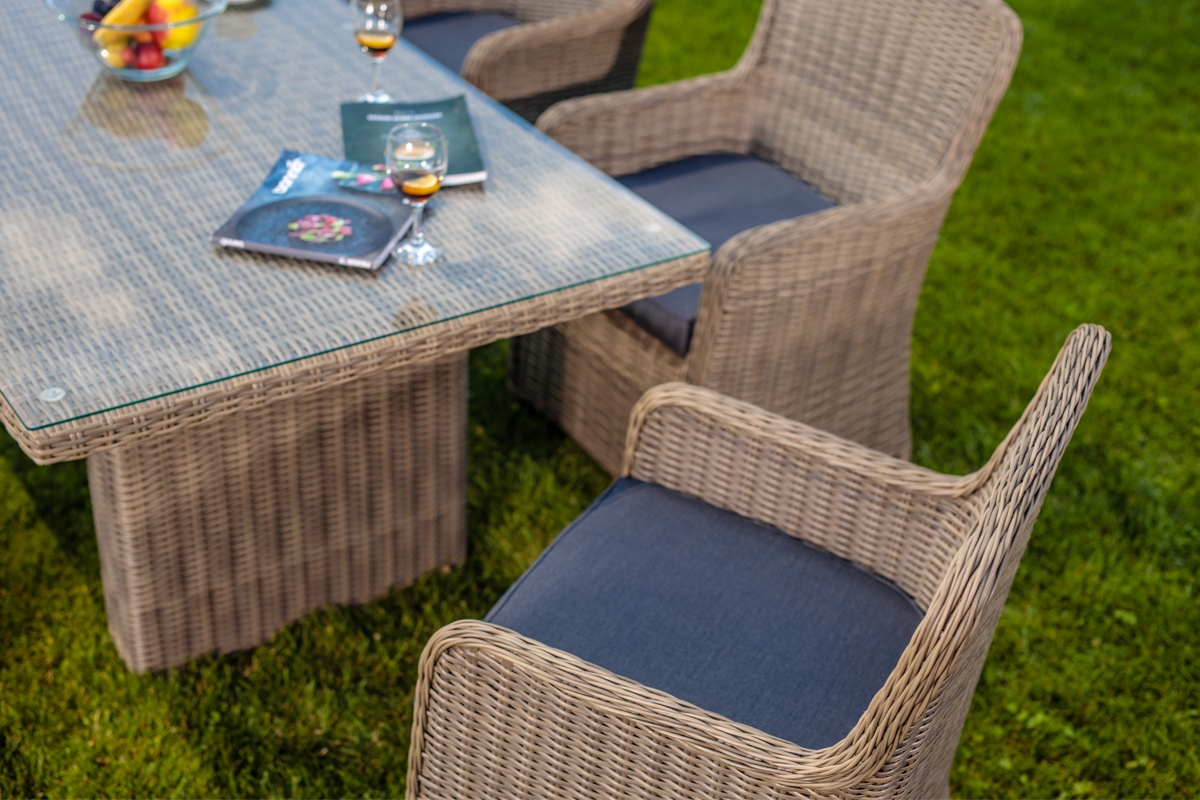 6914800f8baee29d8b775ec4