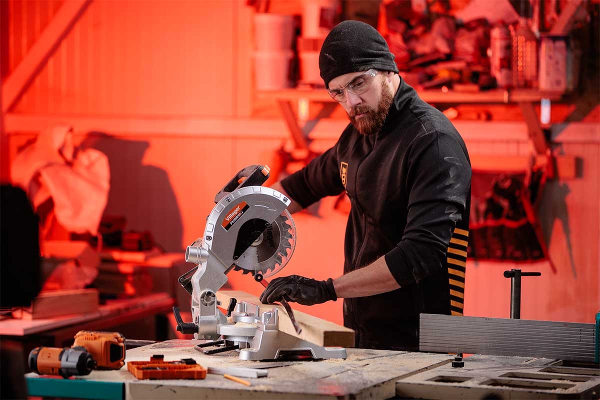 6914804c8baee29d8b779459