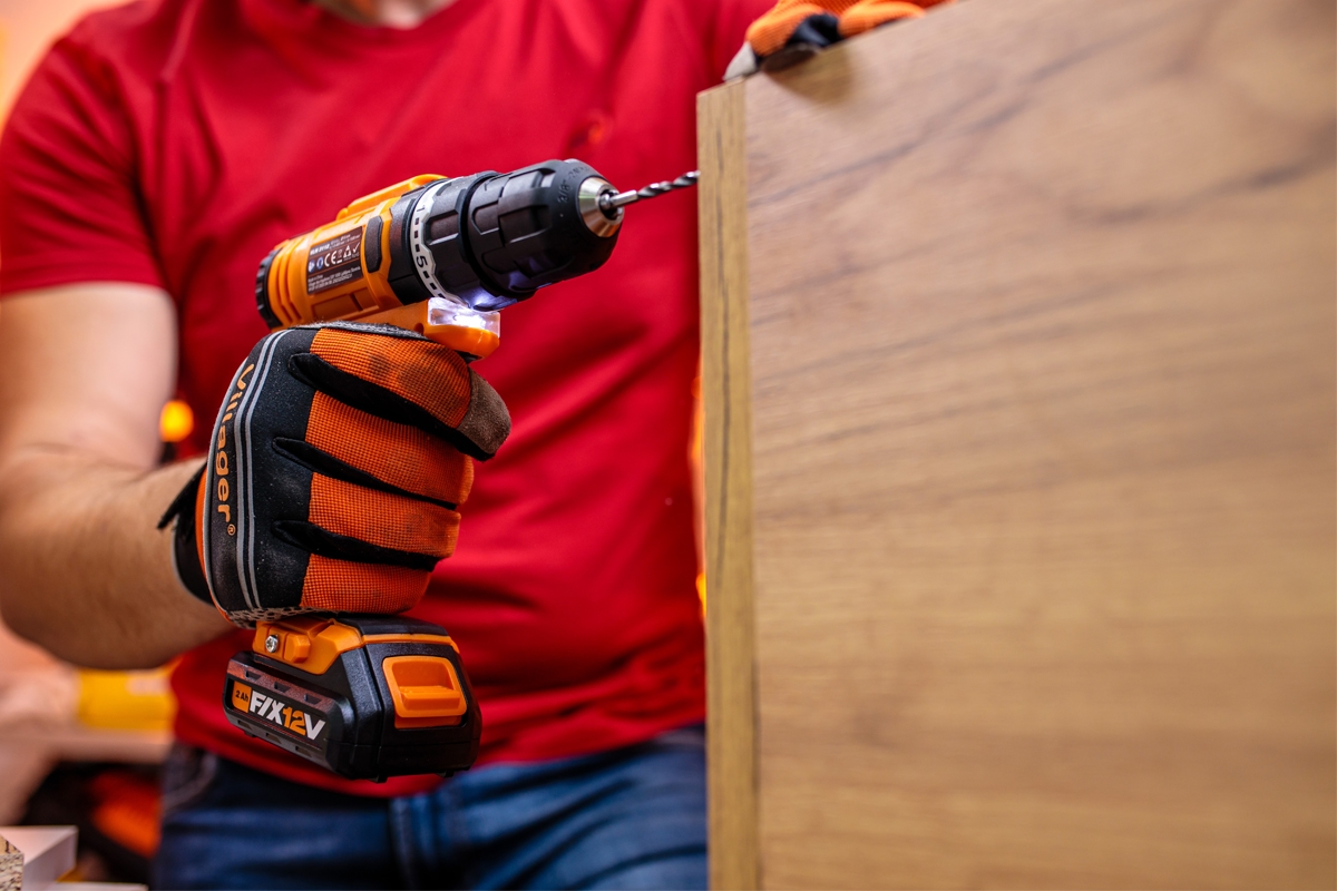 6914804e8baee29d8b77955c