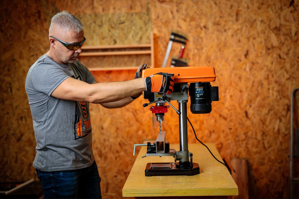 691480558baee29d8b779b31