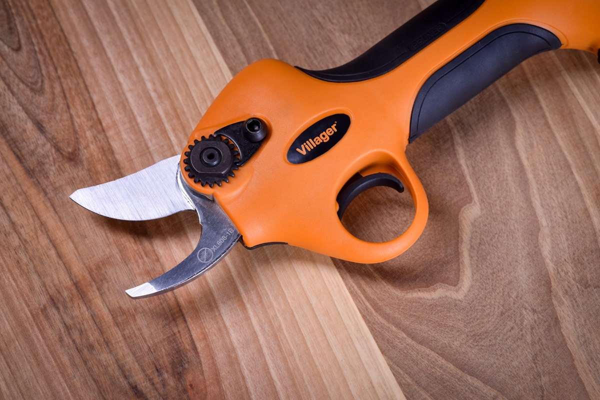 691480588baee29d8b779cb5