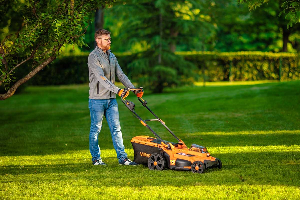 6914807c8baee29d8b77bdb2