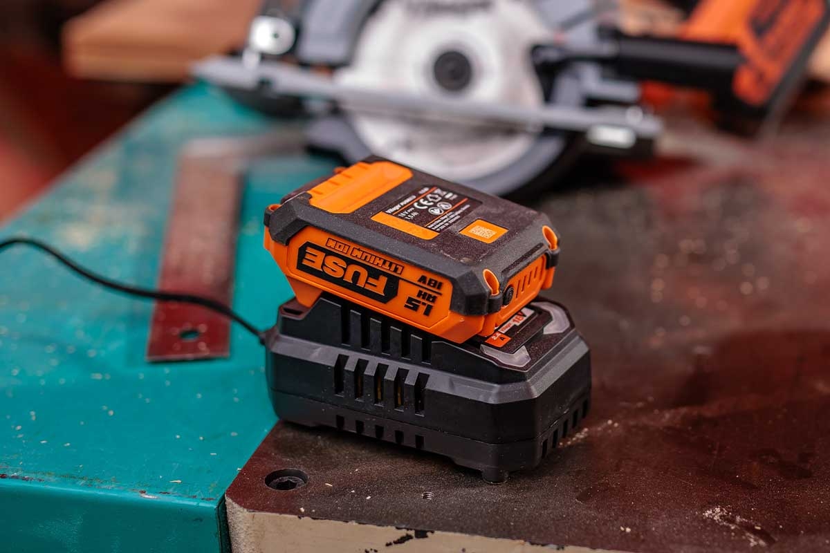 691481018baee29d8b781cd8