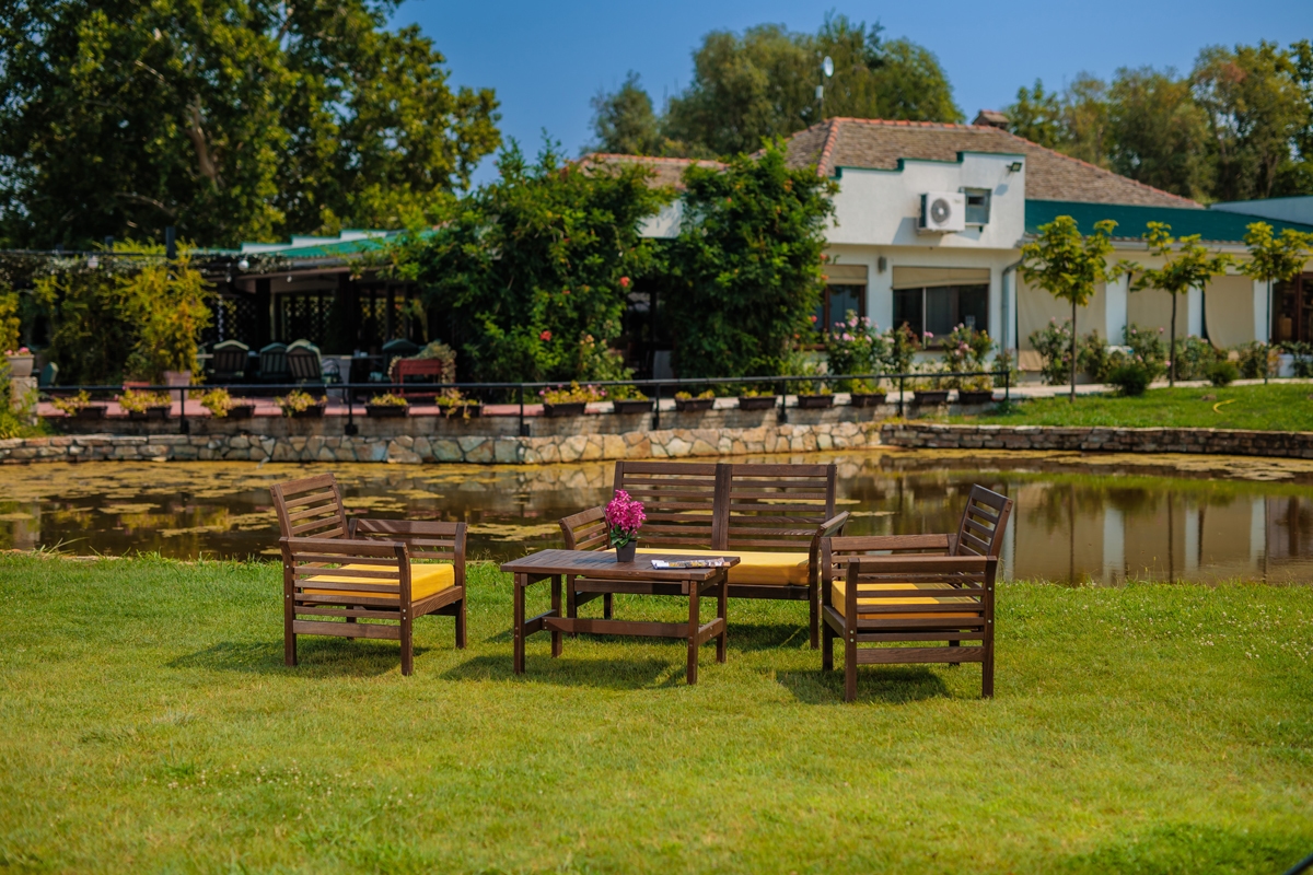 691481138baee29d8b782ac2