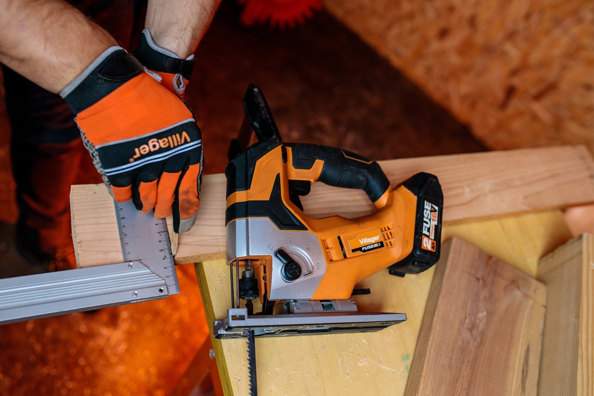 6914811a8baee29d8b782fe4