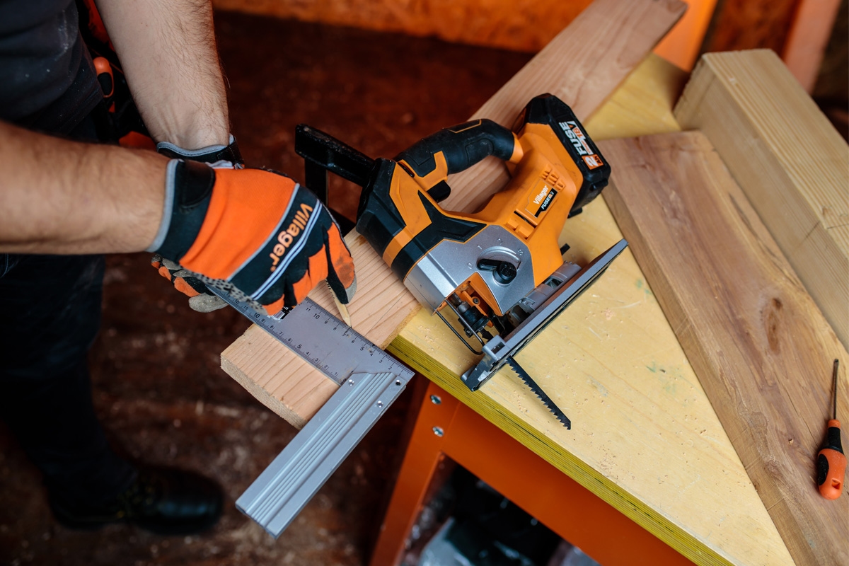 6914811a8baee29d8b782ff2