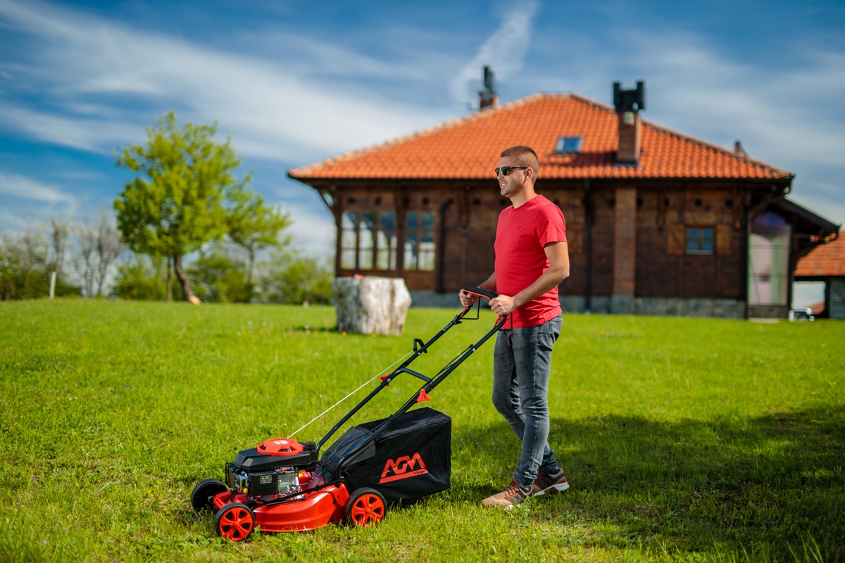 6914821a8baee29d8b792276